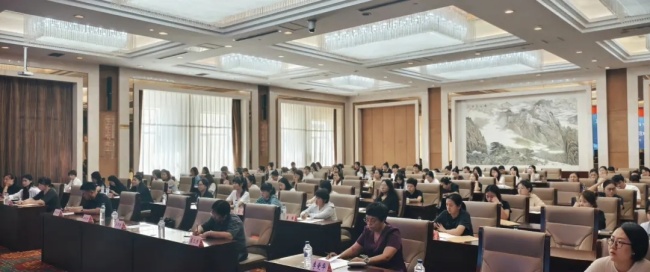 图为培训班现场