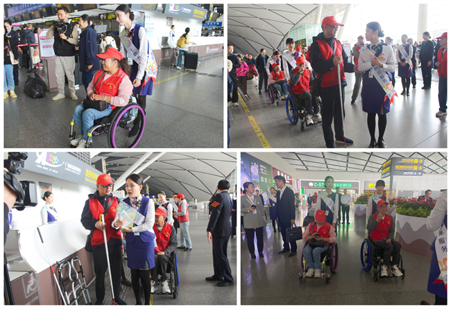 图为在吴圩机场体验无障碍服务